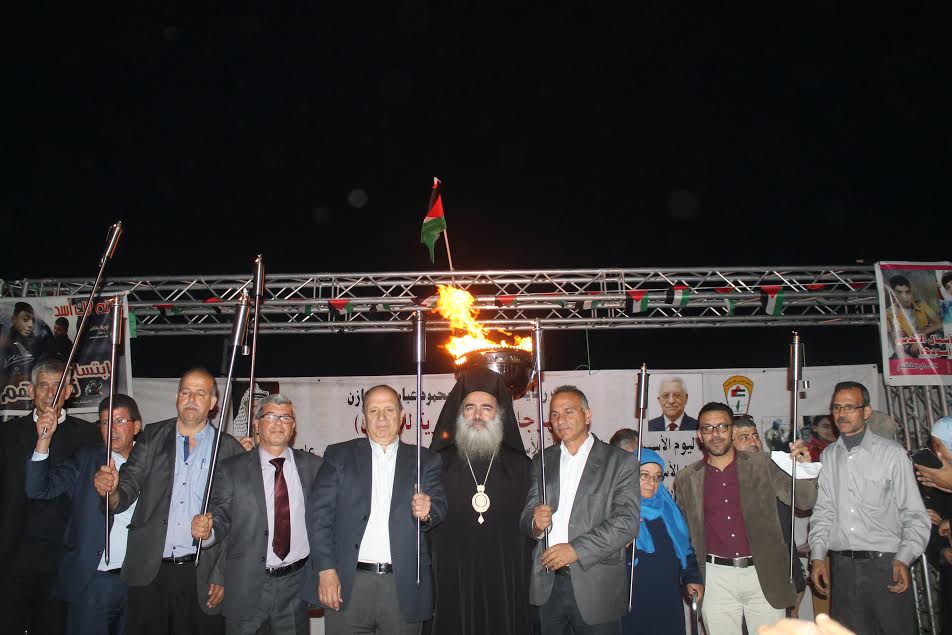 إيقاد شعلة الحرية للأسرى للعام 2016 في القدس على شرف الأسرى الأطفال